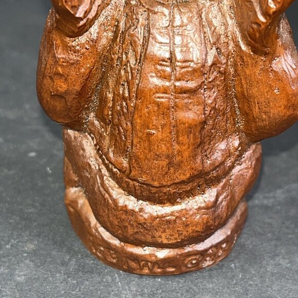 Vtg Native American Indian Chief Figurine Statue 3.5" 1988 Peace Pipe Red Mill - Picture 4 of 6